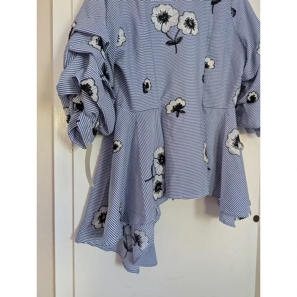 GRACIA Blue Stripe Floral Ruffle Sleeve Asymmetrical Shirt L Bold Statement Glam - Picture 10 of 11